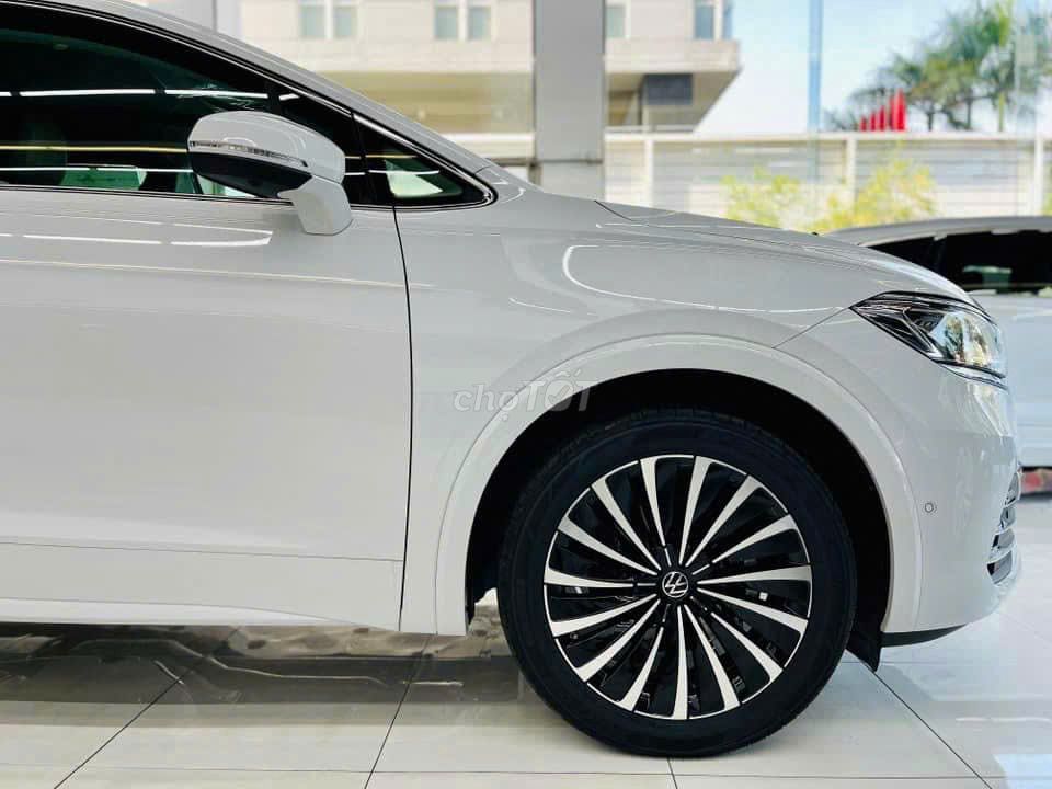 Volkswagen Viloran 2025 Luxury. Mua bán Ô tô tại Quận Bắc Từ Liêm Hà Nội được đăng bởi Hoàn Volkswagen Ha Noi hình 5