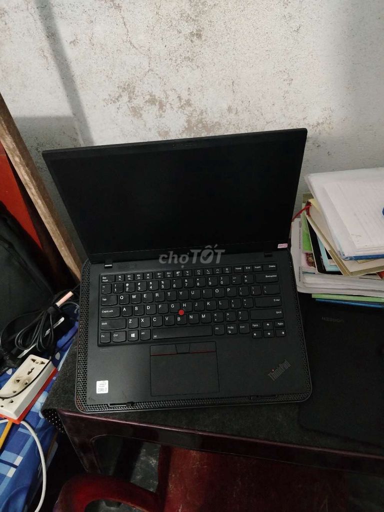 Lenovo ThinkPad X1 Carbon Gen 9 16GB/1TB Đen. Mua bán Laptop tại Quận Cẩm Lệ Đà Nẵng được đăng bởi Tâm hình 1
