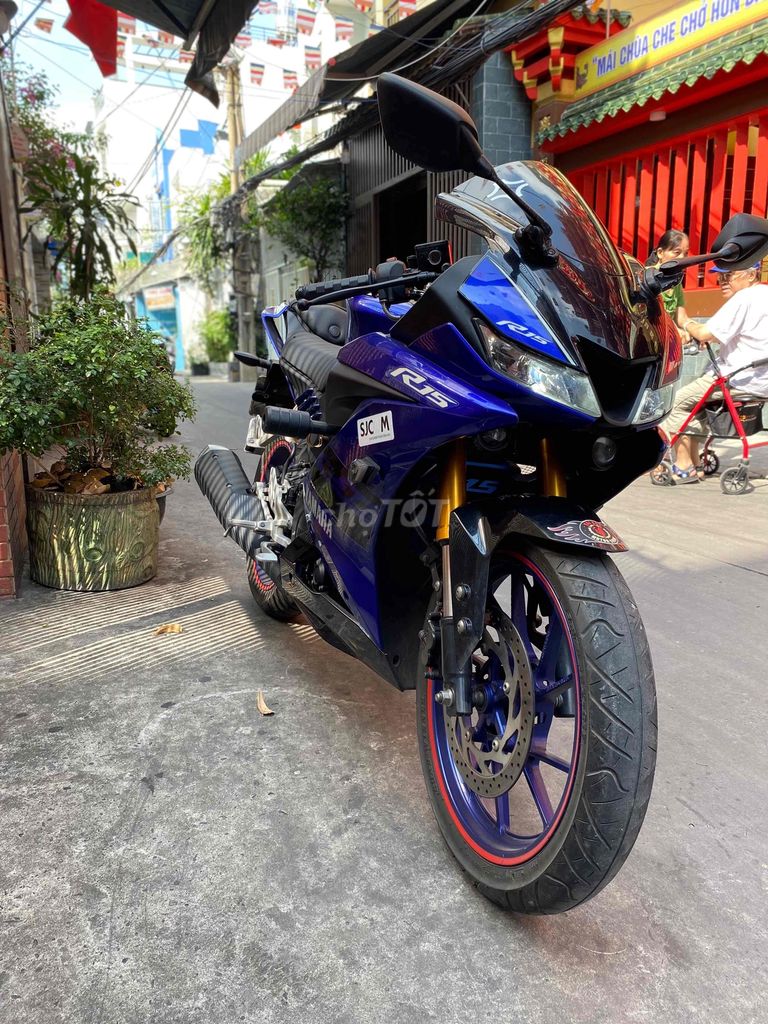 Yamaha R15. Mua bán Xe máy tại Quận 4 Tp Hồ Chí Minh được đăng bởi Tan hình 1