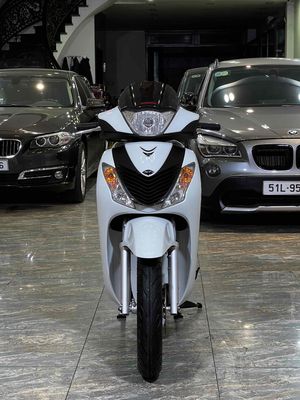 SH150i Nhập Ý - Sm100 - Chất Zin máy chưa rớt. Mua bán Xe máy tại Quận 7 Tp Hồ Chí Minh được đăng bởi Hoàng Vinh