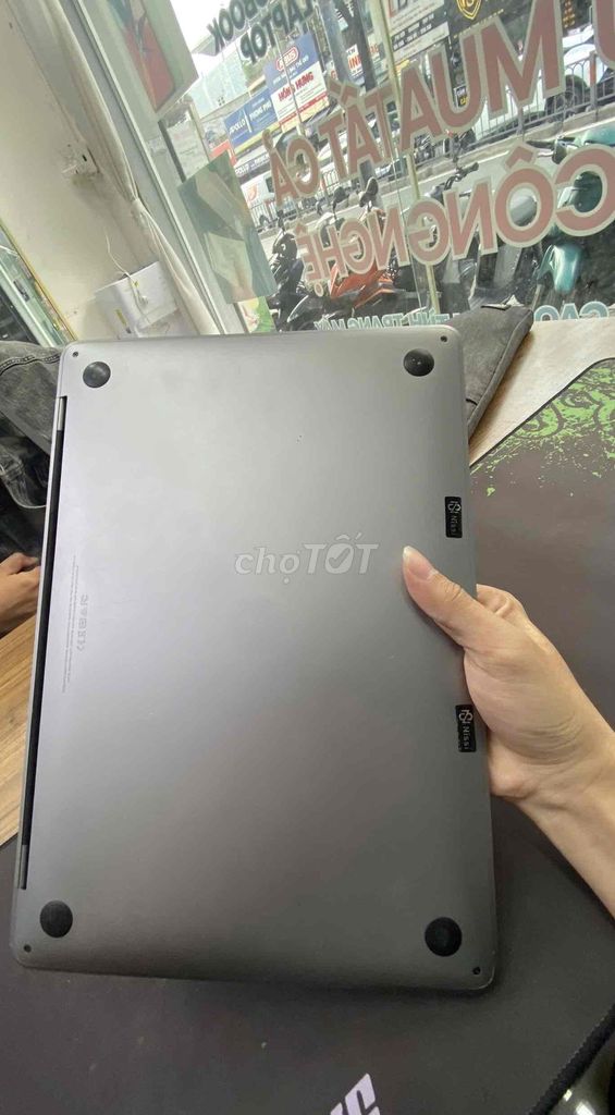 macbook pro 2017. Mua bán Laptop tại Quận Gò Vấp Tp Hồ Chí Minh được đăng bởi LuxthumuaGoVap hình 1