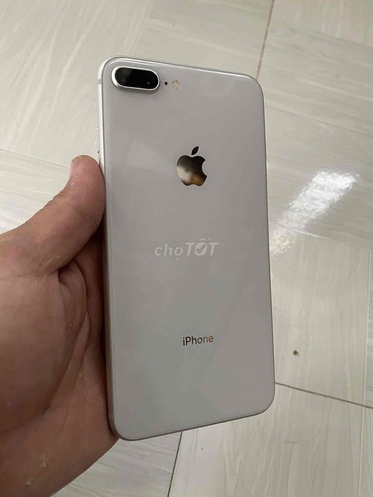 Apple iPhone 8 Plus 64GB Bạc. Mua bán Điện thoại tại Thành phố Nha Trang Khánh Hòa được đăng bởi long hình 1