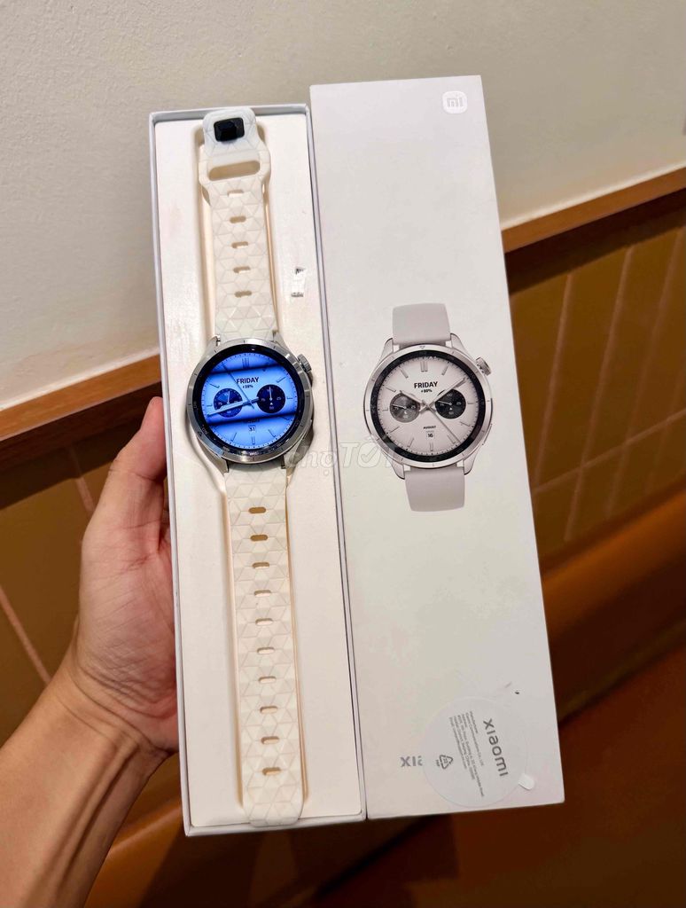 Xiaomi Watch S4 Bạc. Mua bán Thiết bị đeo thông minh tại Quận 10 Tp Hồ Chí Minh được đăng bởi Huyn Bin hình 1