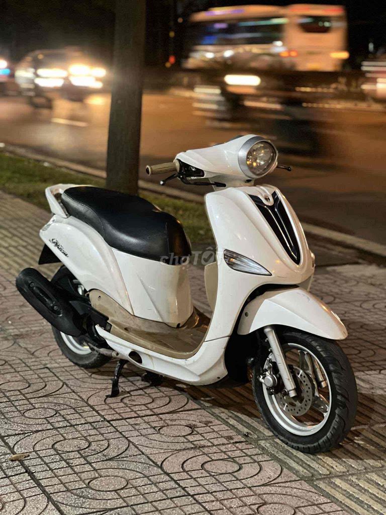 Yamaha Zoza 2011 màu trắng đen len ken mới 90%. Mua bán Xe máy tại Thành phố Thủ Đức Tp Hồ Chí Minh được đăng bởi Nguyễn Thanh Bình hình 3