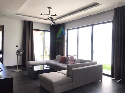 Rent · 5 bd · 250 м² · Quận Ngũ Hành Sơn, ул. Đường Bùi Tá Hán