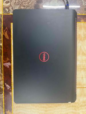 Dell gaming 7559 core i7 /8gb/ssd 128gb+hdd512gb