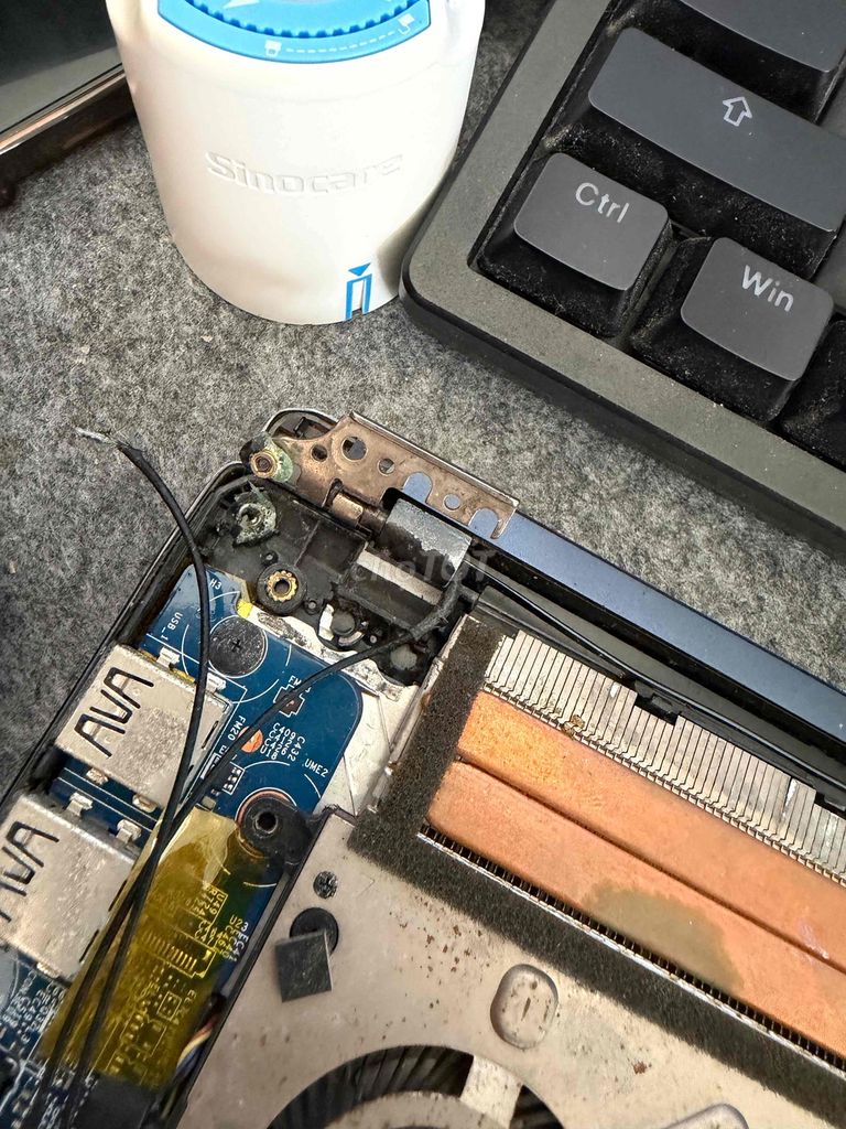 MSI Modern 14 B11MOU i3 Gen 11 8GB/256GB Hư hỏng. Mua bán Laptop tại Quận Tân Bình Tp Hồ Chí Minh được đăng bởi Văn phong hình 1