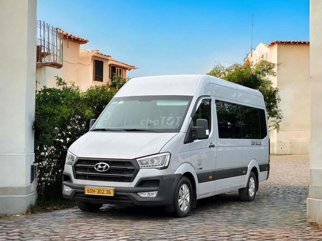 Hyundai Solati 2019 Bạc Cực Zin Đẹp. Mua bán Ô tô tại Huyện Bình Chánh Tp Hồ Chí Minh được đăng bởi XE CŨ CHÍNH HÃNG hình 2