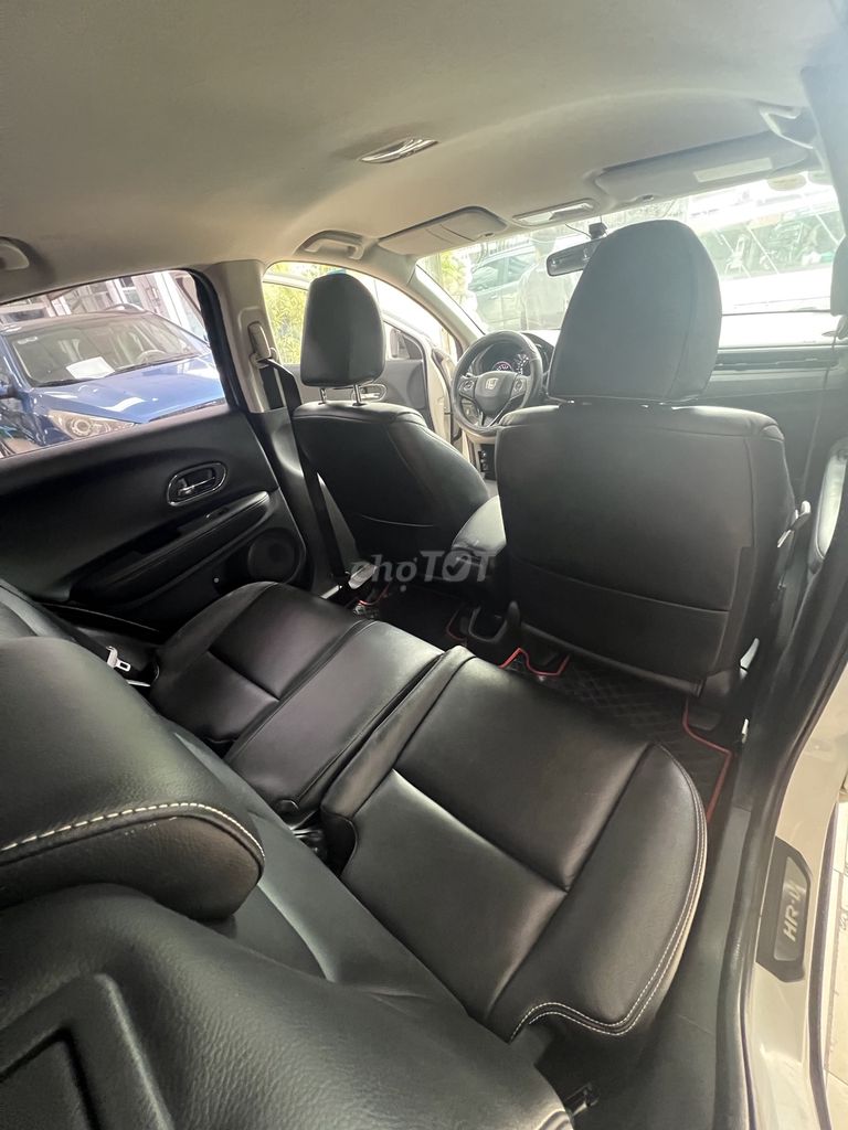 BÁN XE HRV 2019 nữ đi xe mới 99%. Mua bán Ô tô tại Huyện Nhà Bè Tp Hồ Chí Minh được đăng bởi Gia đình Tom và Xuka hình 8