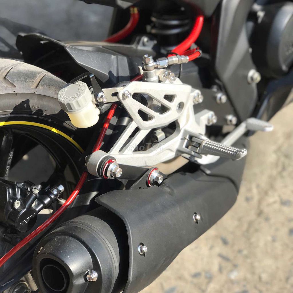 R15 máy zin ít đồ chơi. Mua bán Xe máy tại Huyện Tân Thạnh Long An được đăng bởi Nam mún bán R15V3 hình 7