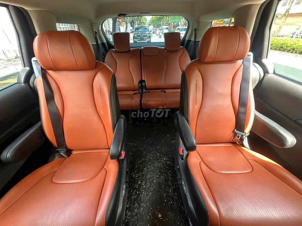 Kia Carnival 2.2D Luxury sx 2022 màu xanh. Mua bán Ô tô tại Quận Cầu Giấy Hà Nội được đăng bởi Cao Quý hình 12