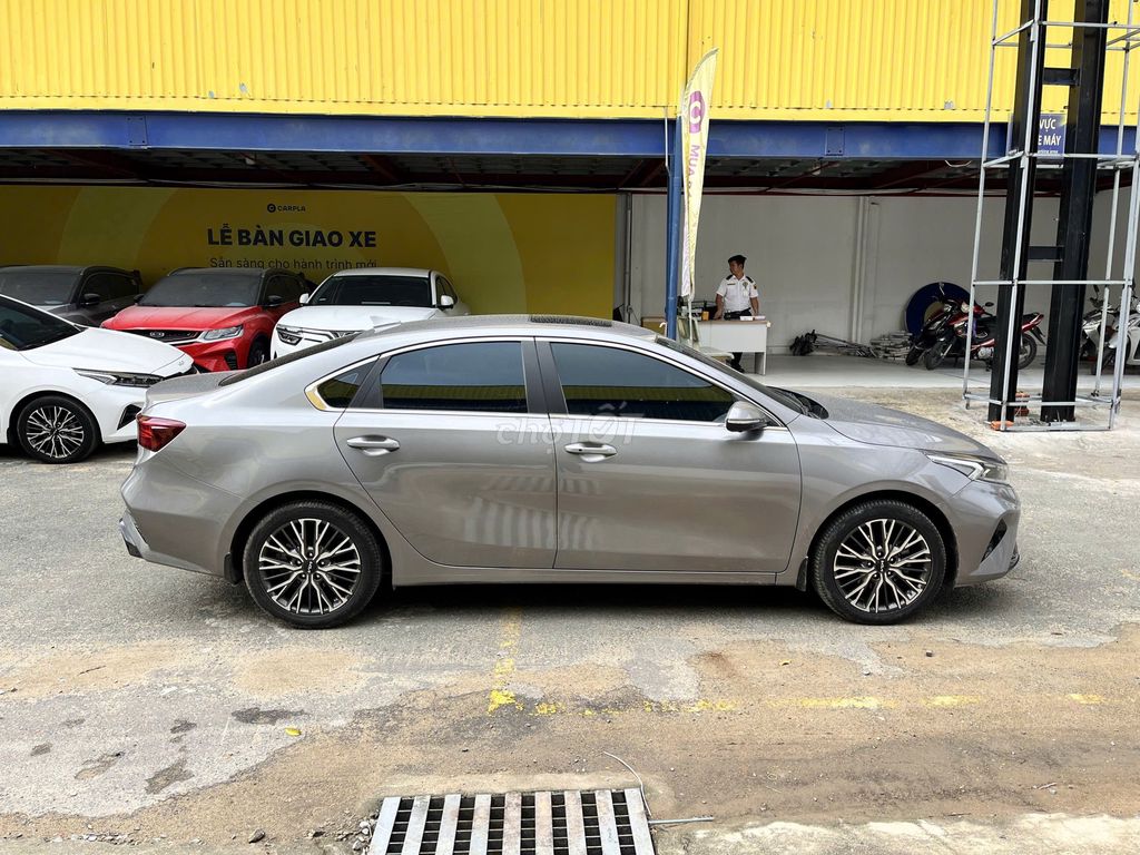 KIA K3 2.0 PREMIUM 2021 XE GIA ĐÌNH LƯỚT VAY 75%. Mua bán Ô tô tại Quận Bình Thạnh Tp Hồ Chí Minh được đăng bởi Hiếu hình 8