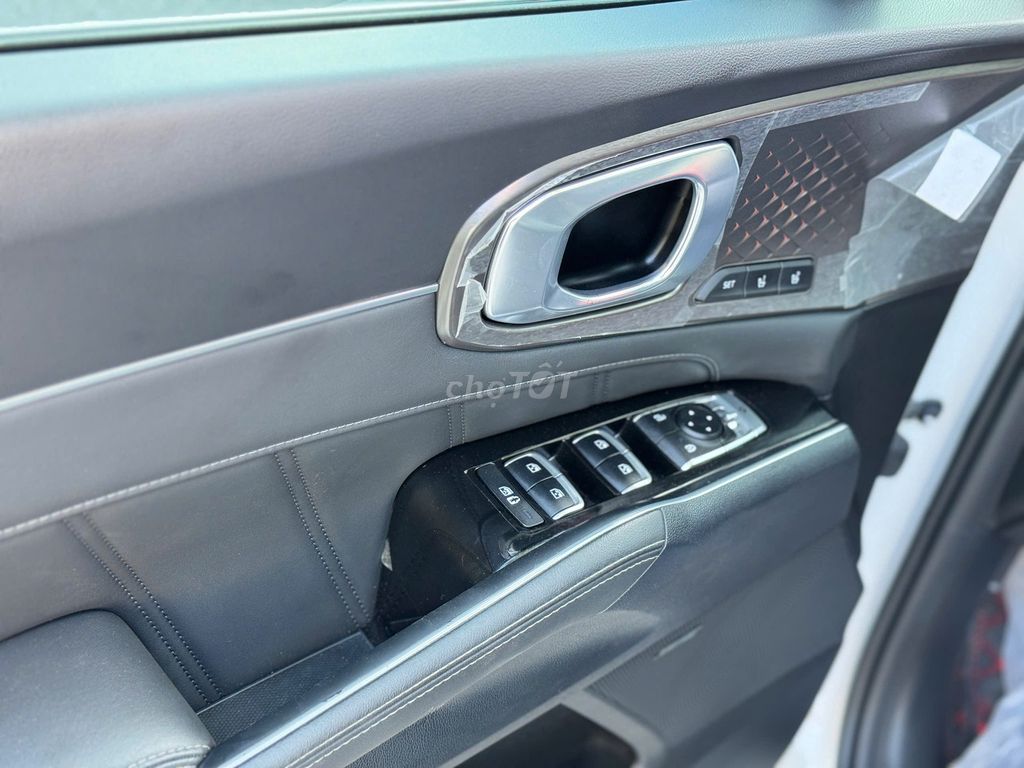 Kia Sorento Signature 2.5 AT AWD 2022 Siêu Lướt. Mua bán Ô tô tại Quận Thanh Xuân Hà Nội được đăng bởi Nguyễn Tuấn Hoàng hình 7