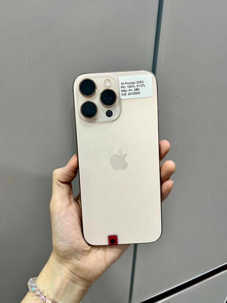 iPhone 16 Promax 256GB Sa Mạc LLA Pin zin 100. Mua bán Điện thoại tại Huyện Hóc Môn Tp Hồ Chí Minh được đăng bởi SIRI STORE HCM hình 1