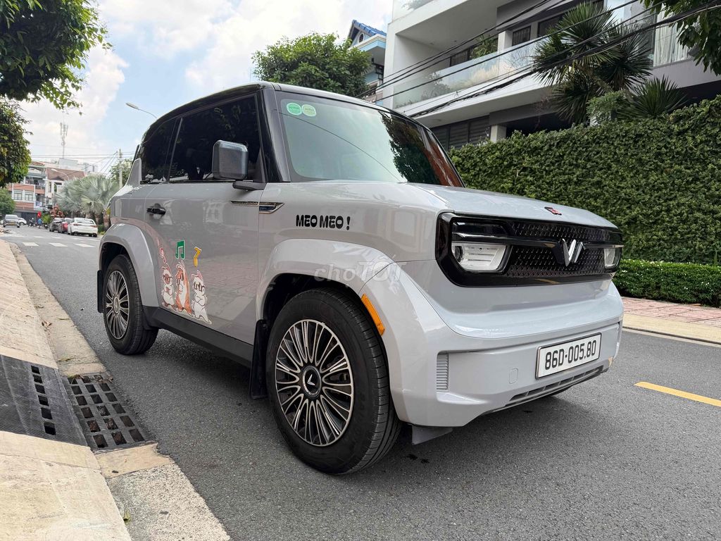 Новый ультракрасивый автомобиль Vinfast VF3 T8/2025, серый, купить аккумулятор