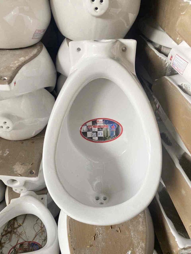 Thanh Lý Bồn Tiểu Nam. Sen Tắm, Bồn Cầu, Lavabo. Mua bán Thiết bị vệ sinh, nhà tắm tại Thành phố Thủ Đức Tp Hồ Chí Minh được đăng bởi Thiết Bị Vệ Sinh Giá Rẻ hình 1