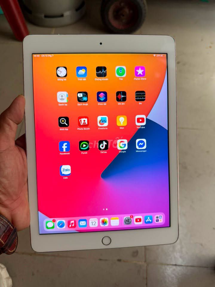 Apple iPad Pro 9.7 256GB Trắng Đã sử dụng. Mua bán Máy tính bảng tại Quận Tân Bình Tp Hồ Chí Minh được đăng bởi Hội Đồ Điện Tử hình 1