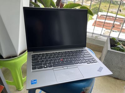 Lenovo ThinkPad E14 Gen4 i5-1235U 16GB SSD 256GB