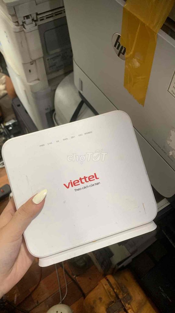 Router Wifi Viettel Trắng Đã sử dụng. Mua bán Phụ kiện (Màn hình, Chuột...) tại Quận Gò Vấp Tp Hồ Chí Minh được đăng bởi Nhi Sale hình 1