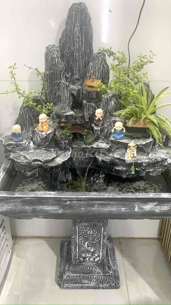 Hòn non bộ Đá Xám Phong thủy. Mua bán Cây cảnh, đồ trang trí tại Quận 8 Tp Hồ Chí Minh được đăng bởi Tony Minh hình 1