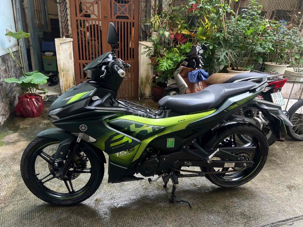 Yamaha Exciter 155i Xanh đen Côn tay. Mua bán Xe máy tại Quận 1 Tp Hồ Chí Minh được đăng bởi Tuấn moto hình 4