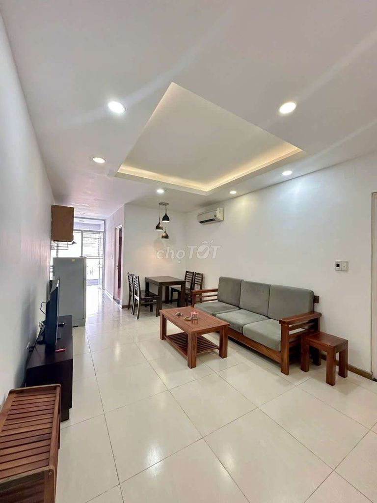 Cho thuê căn hộ 60m2 2 PN, 2WC full nt  khu sân bay 12 trieu