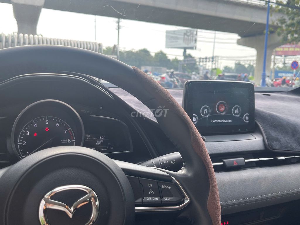 Xe Siêu Lướt Mazda CX-3 Luxury Xám 9.077 km. Mua bán Ô tô tại Thành phố Thủ Đức Tp Hồ Chí Minh được đăng bởi Hyundai Đông Sài Gòn  hình 9