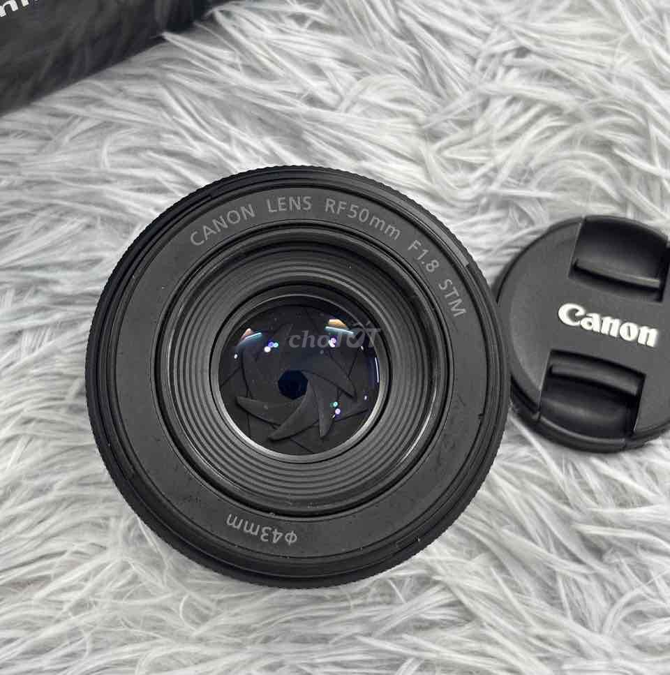 Ống kính Canon RF 50mm F1.8 STM. Mua bán Máy ảnh, Máy quay tại Quận 5 Tp Hồ Chí Minh được đăng bởi Phan Thế Phong  hình 1