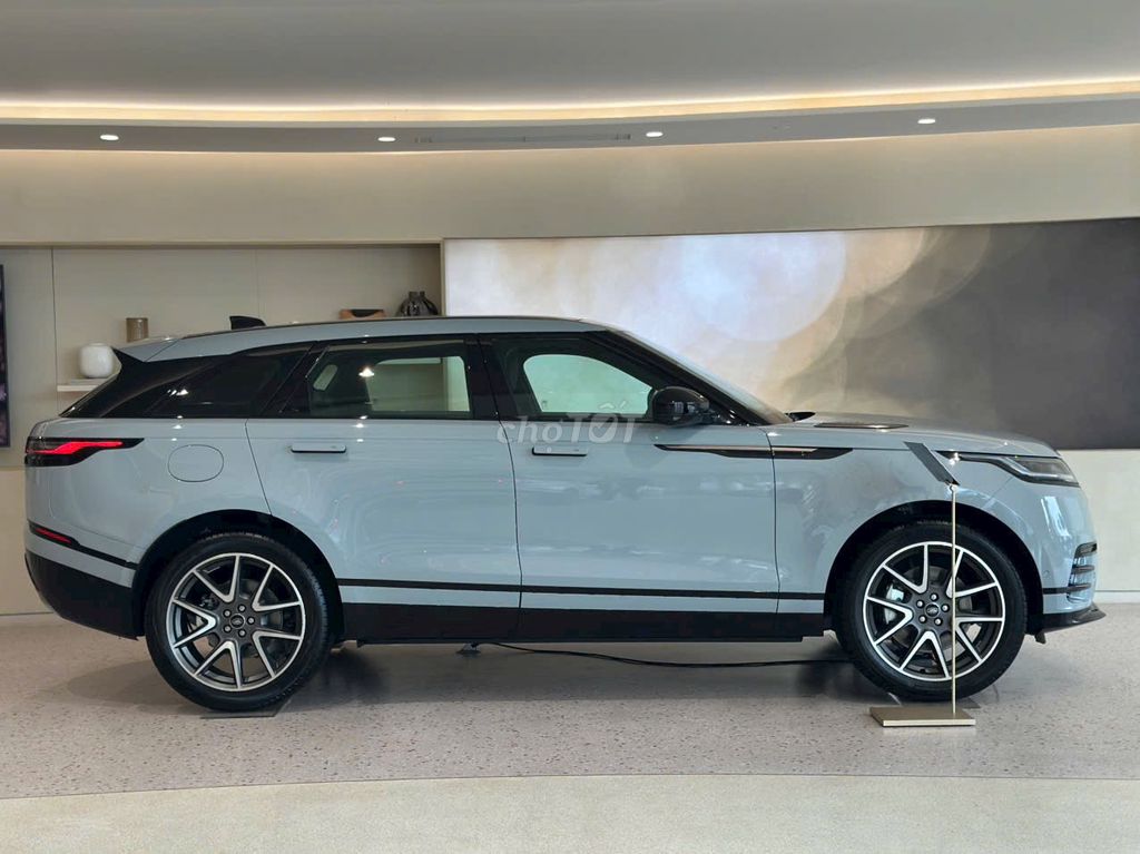 Bán xe New Range Rover Velar Model 2025 Mới. Mua bán Ô tô tại Quận 7 Tp Hồ Chí Minh được đăng bởi Jaguar LandRover Chính Hãng hình 3
