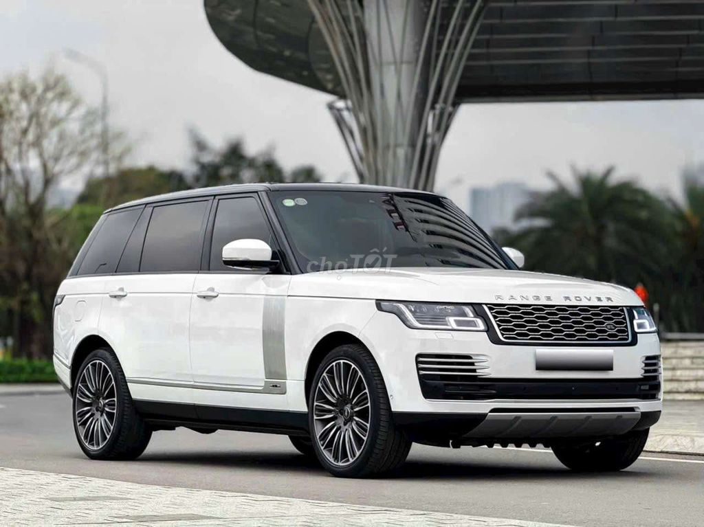 Автобиография Рендж Ровер P400 LWB 2020 Белая