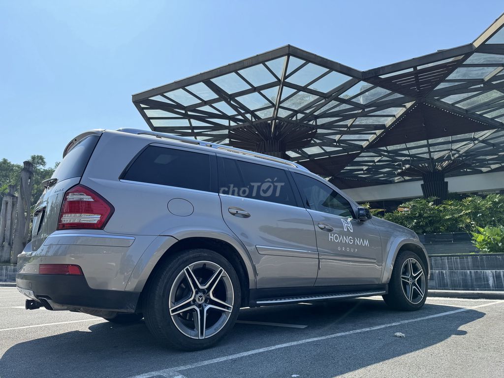 Gia đình có Merc GL550 đklđ 2009 sx 207 rất đẹp. Mua bán Ô tô tại Quận Tây Hồ Hà Nội được đăng bởi Nam Tước hình 13