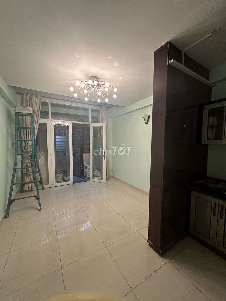 Аренда · 3 комн. · 35 м² · Quận 3, ул. hẻm 400 Lê Văn Sỹ