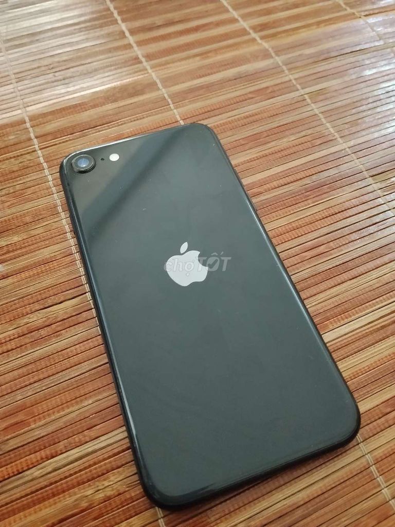 iPhone SE 2020 Đen. Mua bán Điện thoại tại Quận Long Biên Hà Nội được đăng bởi bùi thanh hình 1