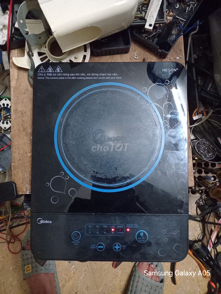 Bếp hồng ngoại Midea Đen. Mua bán Bếp, lò, đồ điện nhà bếp tại Quận Hải An Hải Phòng được đăng bởi Tuan Tran hình 1