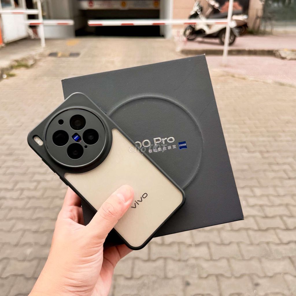 Vivo X300 Pro 16GB/512GB Nâu. Mua bán Điện thoại tại Quận 11 Tp Hồ Chí Minh được đăng bởi Lê Hoàng Khiêm Tiến hình 1