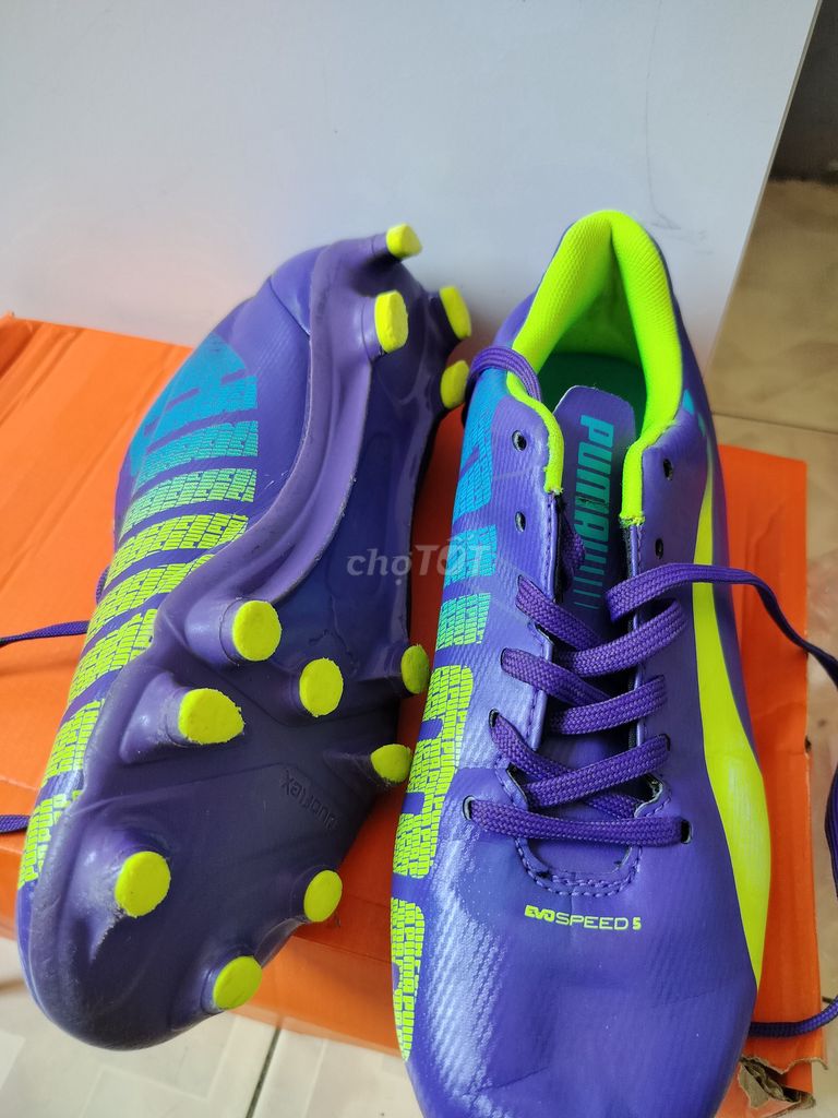 Giày đá bóng Puma 38 Tím, xanh neon. Mua bán Đồ thể thao, Dã ngoại tại Thành phố Thủ Đức Tp Hồ Chí Minh được đăng bởi Giày Bóng Đá  hình 1