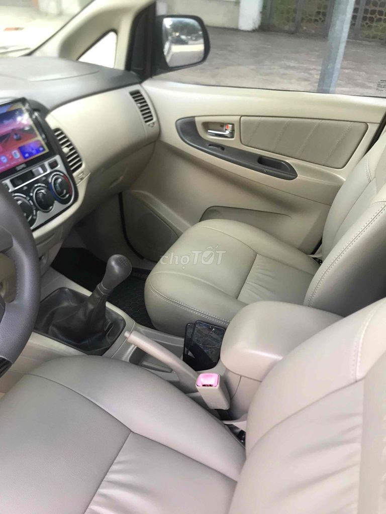 Toyota Innova  2.0E -2016 chính chủ xe đẹp. Mua bán Ô tô tại Quận Tây Hồ Hà Nội được đăng bởi nguyễn thanh hình 5