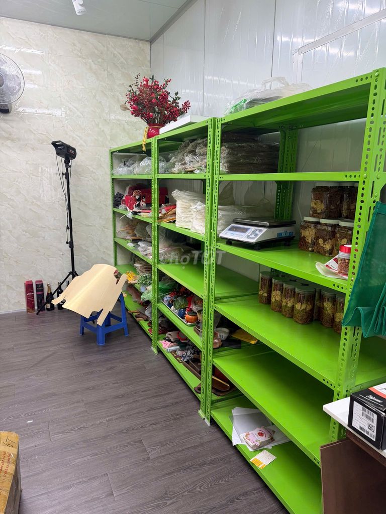 Kệ trưng bày Kim loại Xanh lá 1.8m 5 ngăn. Mua bán Tủ, kệ gia đình tại Quận Bình Tân Tp Hồ Chí Minh được đăng bởi Lý Vũ Huy Danh hình 1
