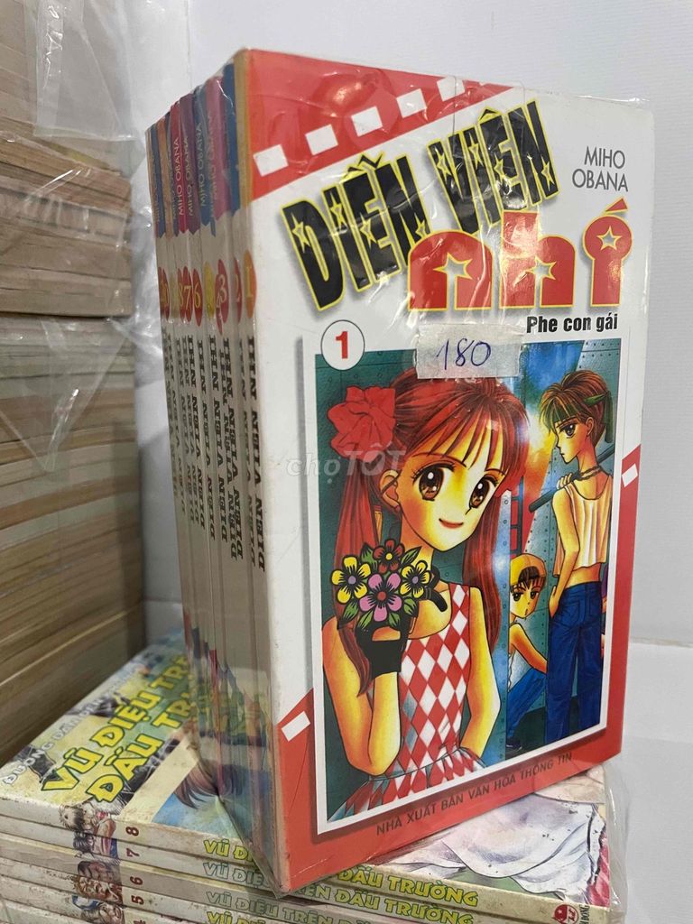 Sách truyện tranh Diễn Viên Nhí. Mua bán Sách tại Quận Ninh Kiều Cần Thơ được đăng bởi Chơn Trần hình 1