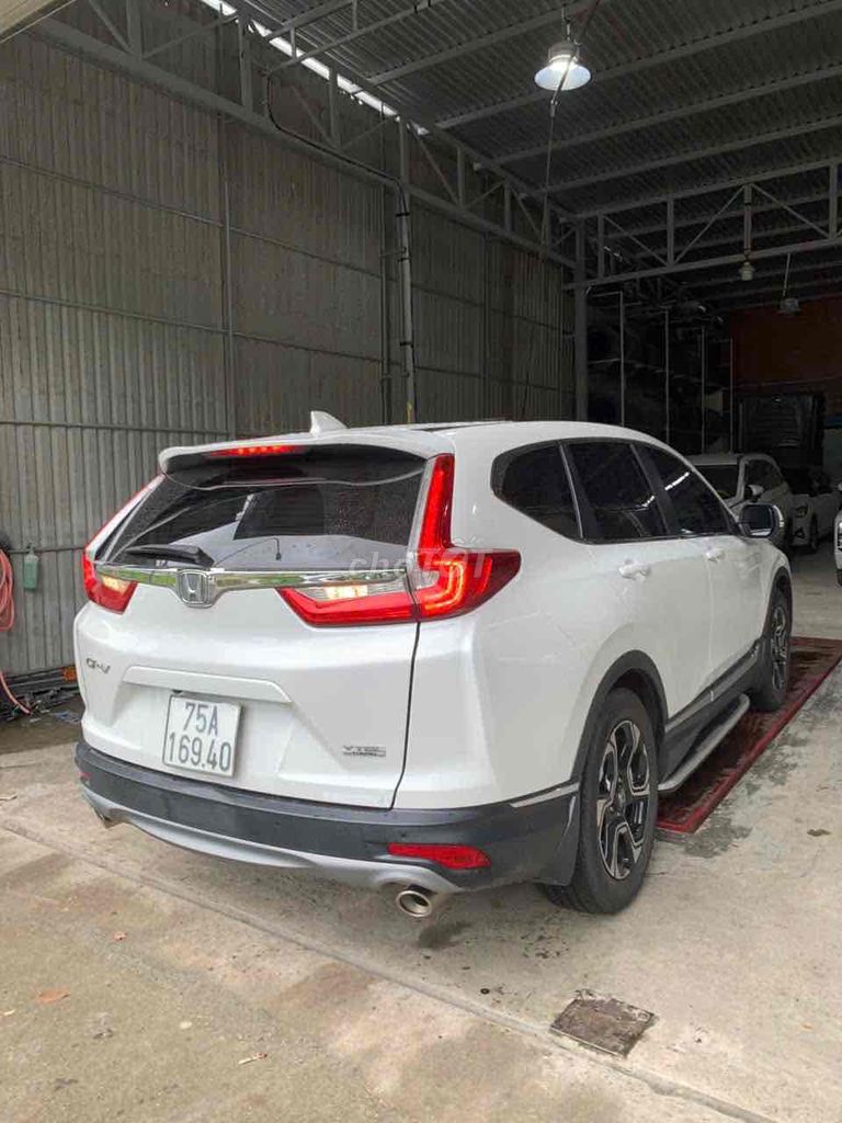 Honda CR V 2019 L - 20000 km 1chu mua mới. Mua bán Ô tô tại Thị xã Hương Thủy Thừa Thiên Huế được đăng bởi Đình vê hình 12