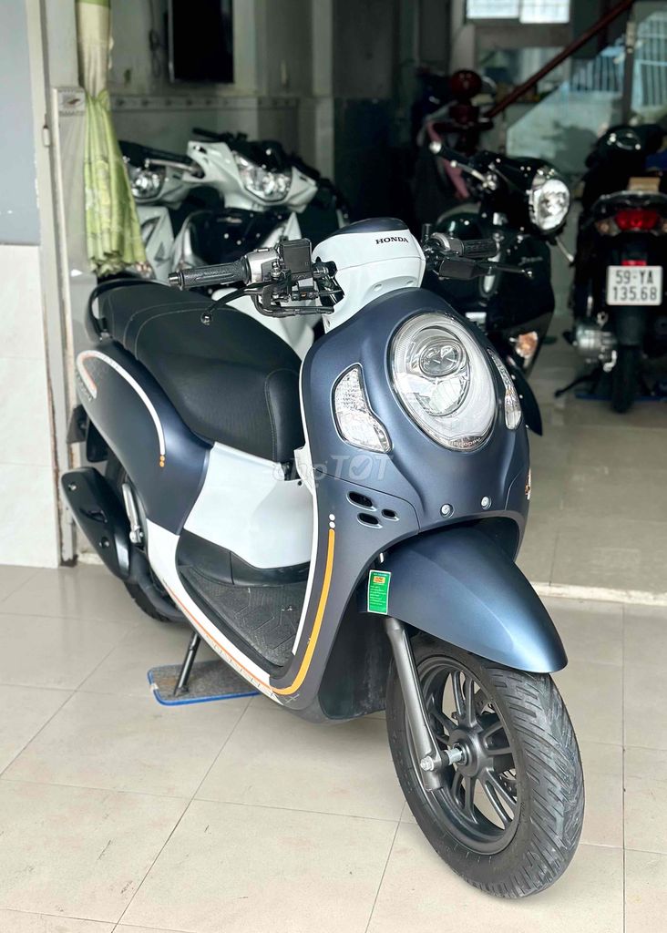 Scoopy 2023 BSTP chính chủ chạy ít siêu đẹp