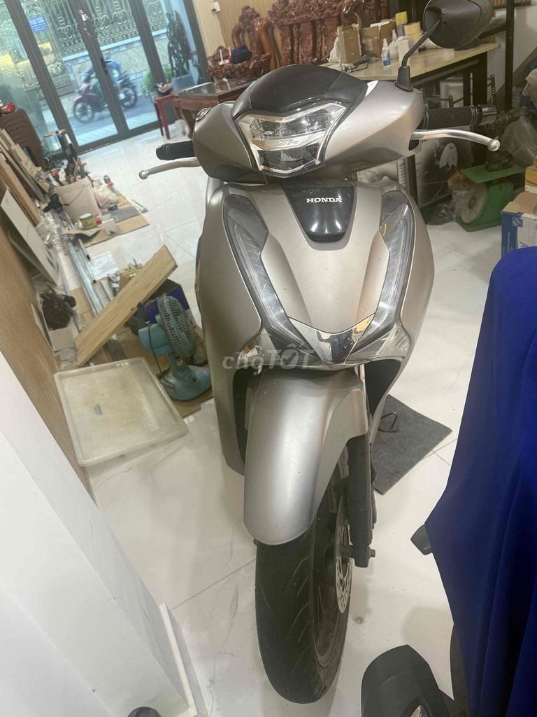Honda SH 150i, 35000 км, серебристый
