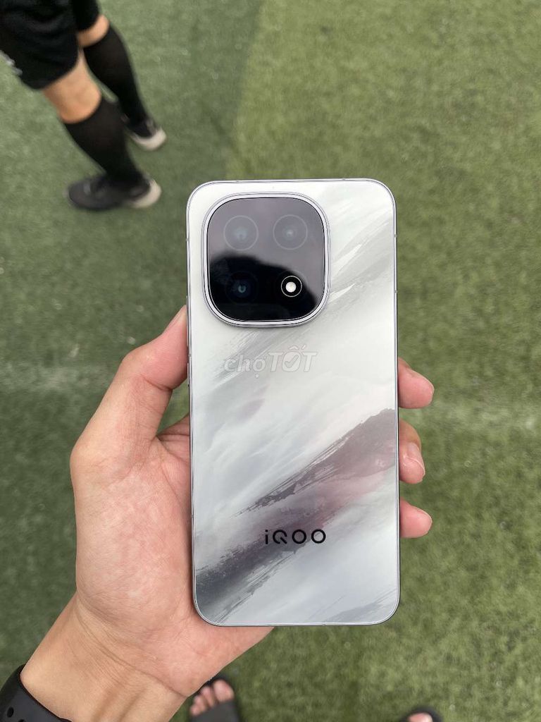 IQOO 15 12GB/256GB xám full box. Mua bán Điện thoại tại Quận Liên Chiểu Đà Nẵng được đăng bởi Duy Khương Đào hình 1