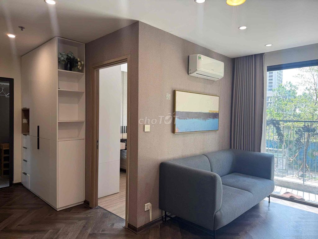 Квартира 2 спальни 1 санузел 55м2 с красивым ремонтом и мебелью в Vinhomes Smart City
