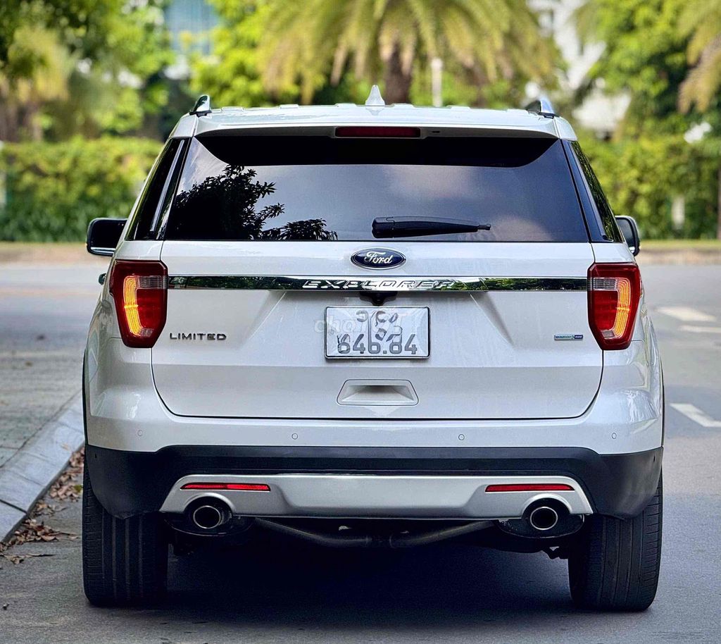 Ford Explorer 2017 2.3L Ecoboost - 96000 км