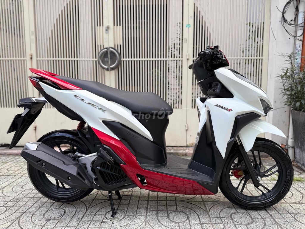 Honda Click 150 2021 Белый Красный 18000км