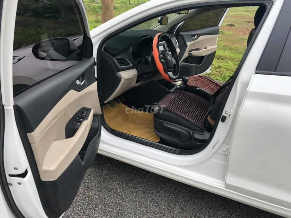 Cần bán Accent 2019 số sàn, màu trắng. Mua bán Ô tô tại Quận Gò Vấp Tp Hồ Chí Minh được đăng bởi Xuân Trường hình 10