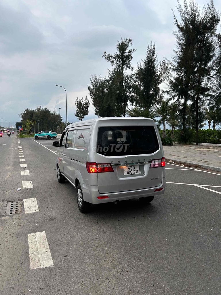 Dongben Van 5 chỗ 700kg sx 2017  Xe còn rất là đẹp. Mua bán Xe tải, xe ben tại Quận Liên Chiểu Đà Nẵng được đăng bởi Tran thanh quoc hình 4