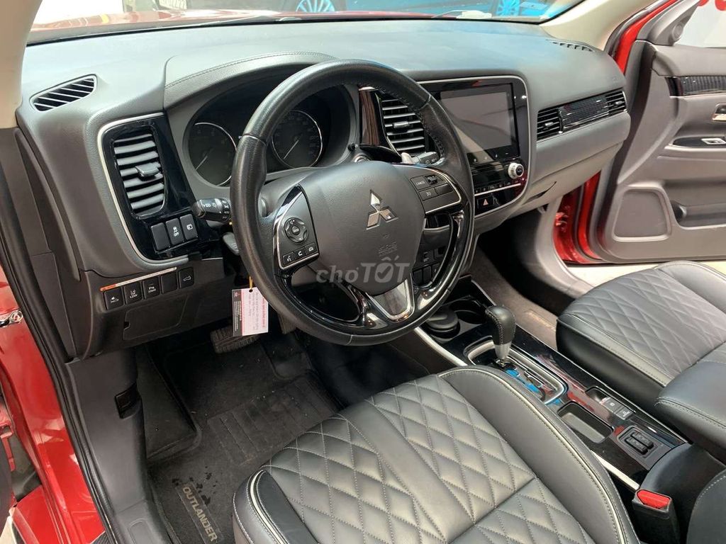 Outlander 2.0 Pre sx 2022 mẫu 2023 tuyệt đẹp. Mua bán Ô tô tại Quận Bắc Từ Liêm Hà Nội được đăng bởi Gia Quân hình 8