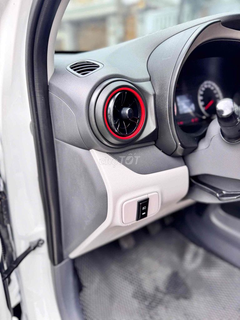 Номер этажа Hyundai i10 2024 Белый 50.000 км